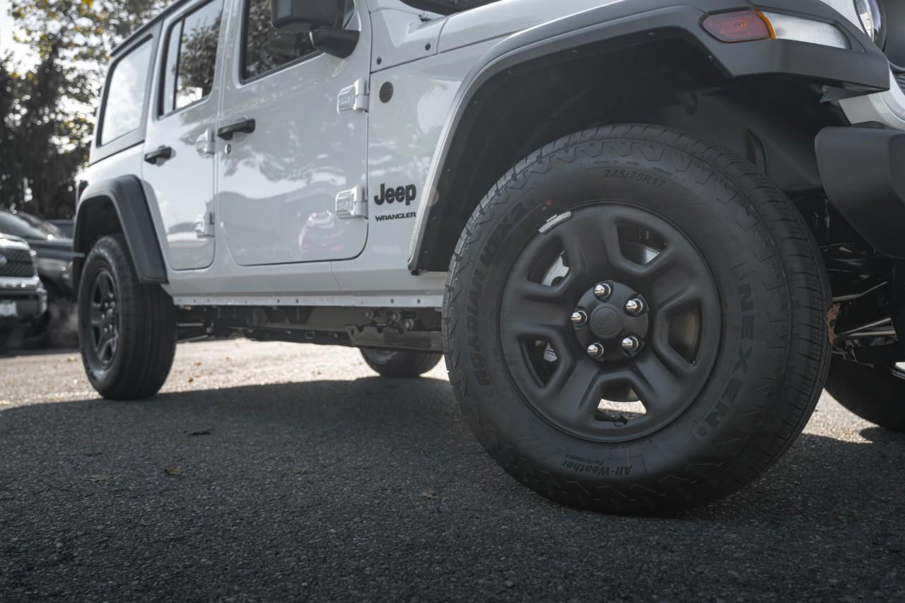 2027 Jeep Wrangler Sport V574008