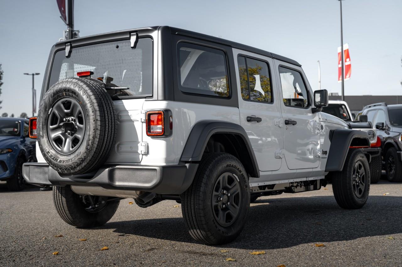 2027 Jeep Wrangler Sport V574008