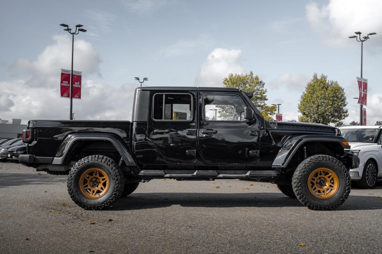 2022 Jeep Gladiator Sport S LC3115