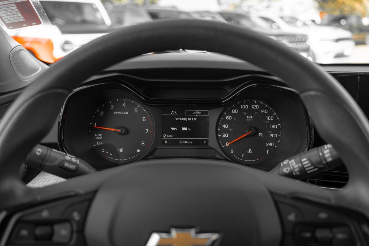 2025 Chevrolet Trax LS T235402A