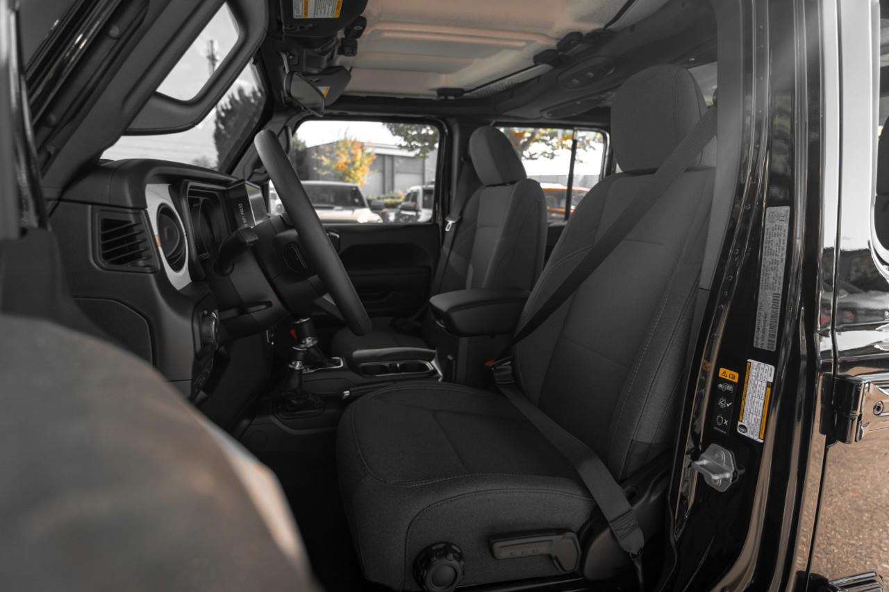 2027 Jeep Wrangler Sport V574007