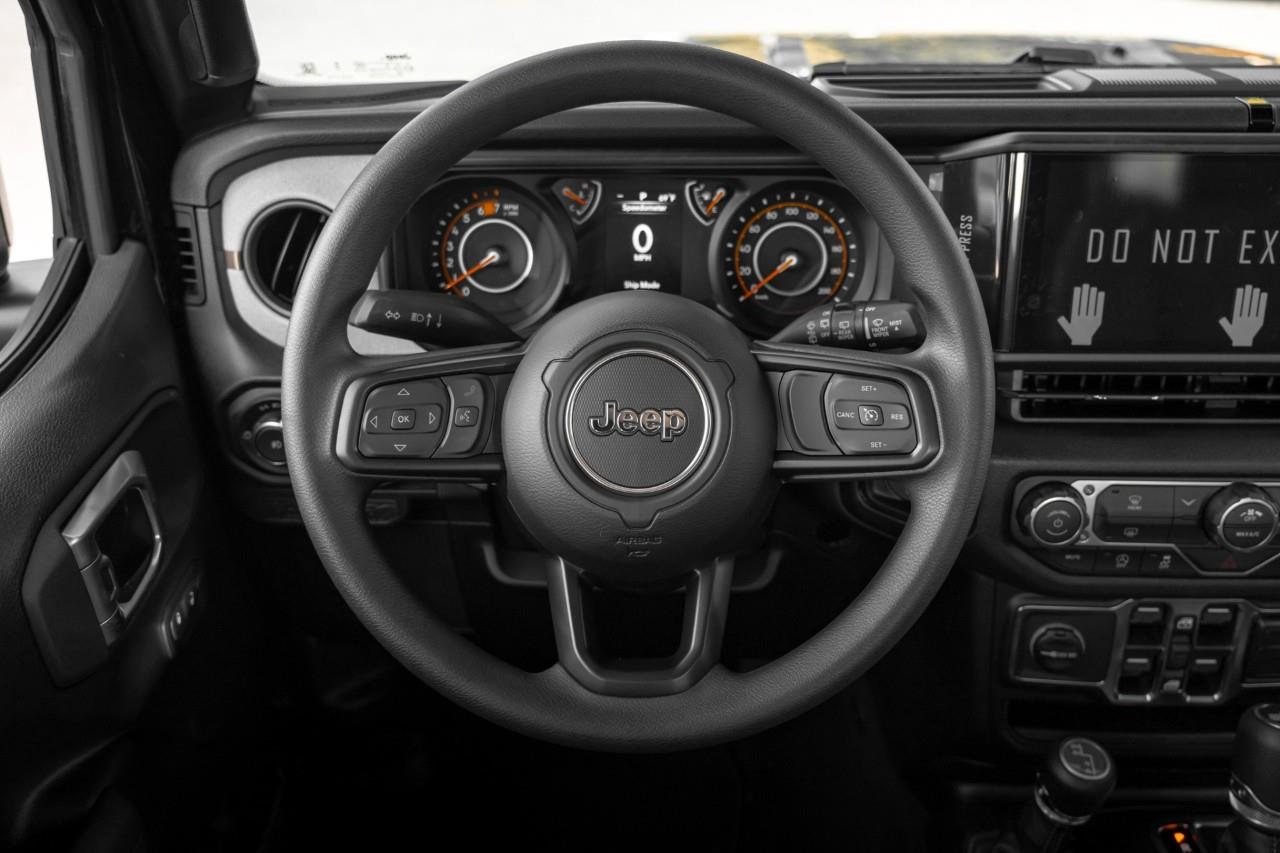 2027 Jeep Wrangler Sport V574007
