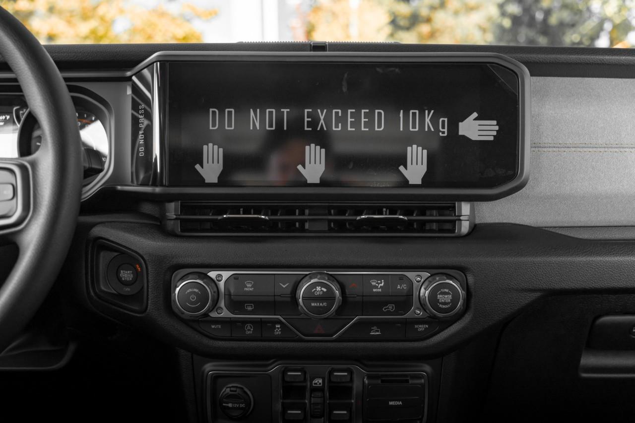 2027 Jeep Wrangler Sport V574007