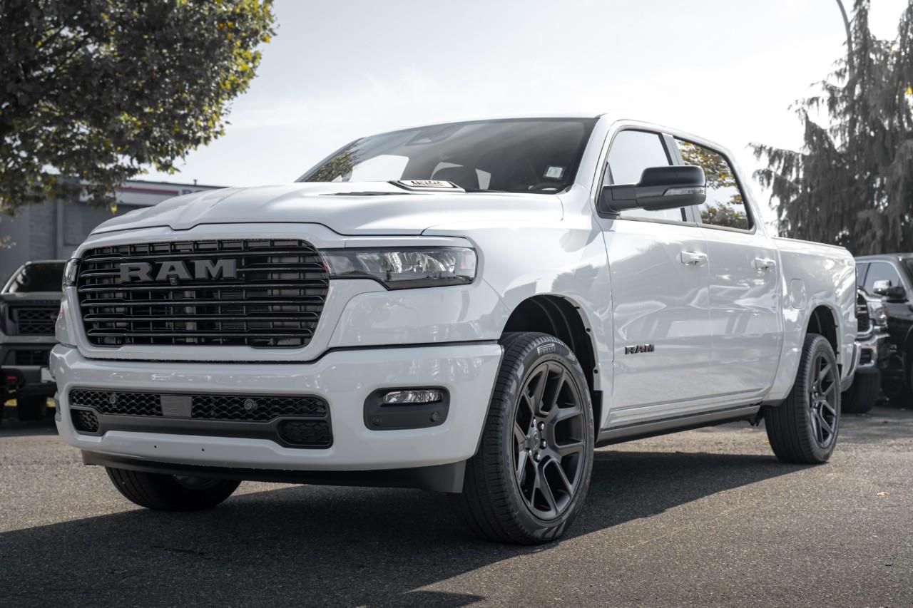 2027 RAM 1500 Sport V511161