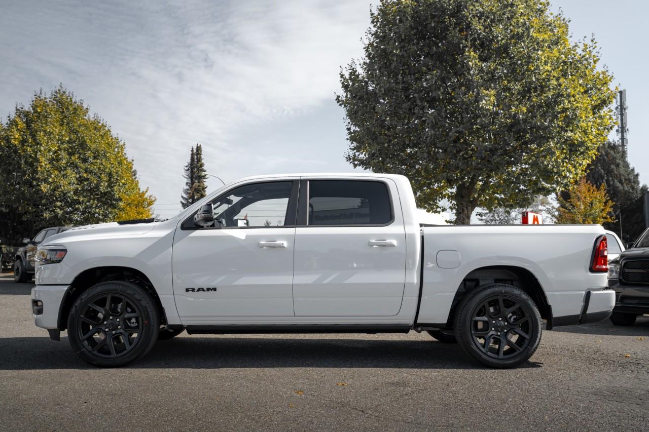 2027 RAM 1500 Sport V511161