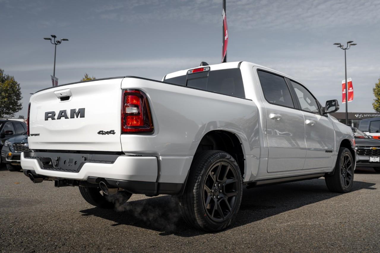 2027 RAM 1500 Sport V511161