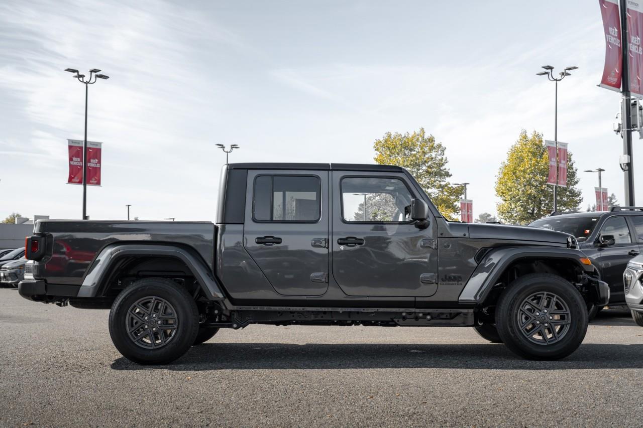 2027 Jeep Gladiator Sport S V555299