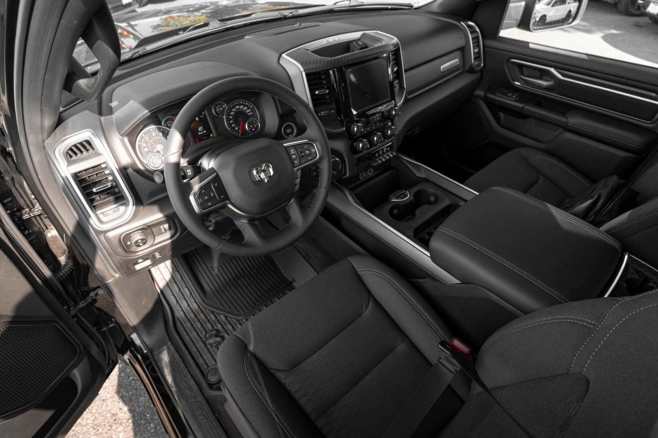 2027 RAM 1500 Big Horn V504118