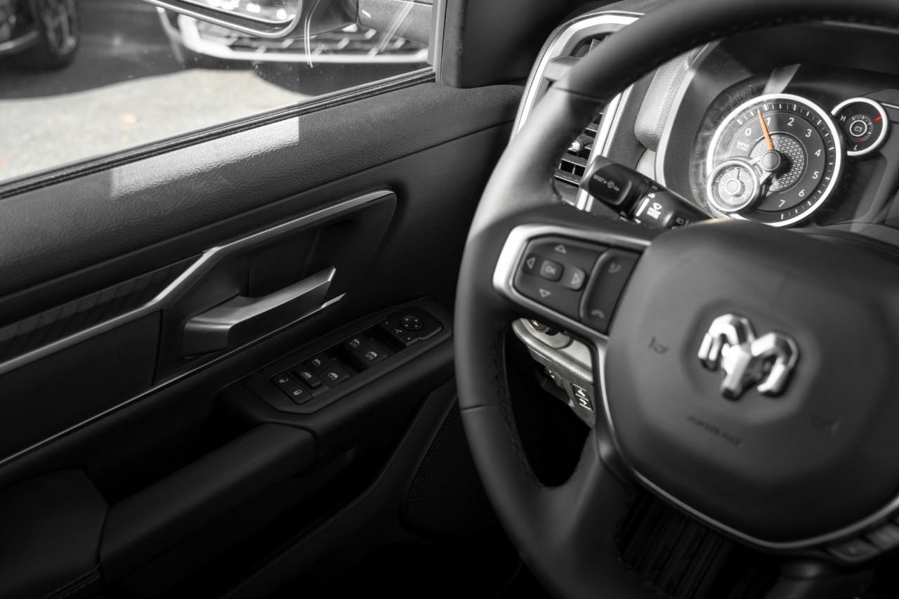 2027 RAM 1500 Big Horn V504118