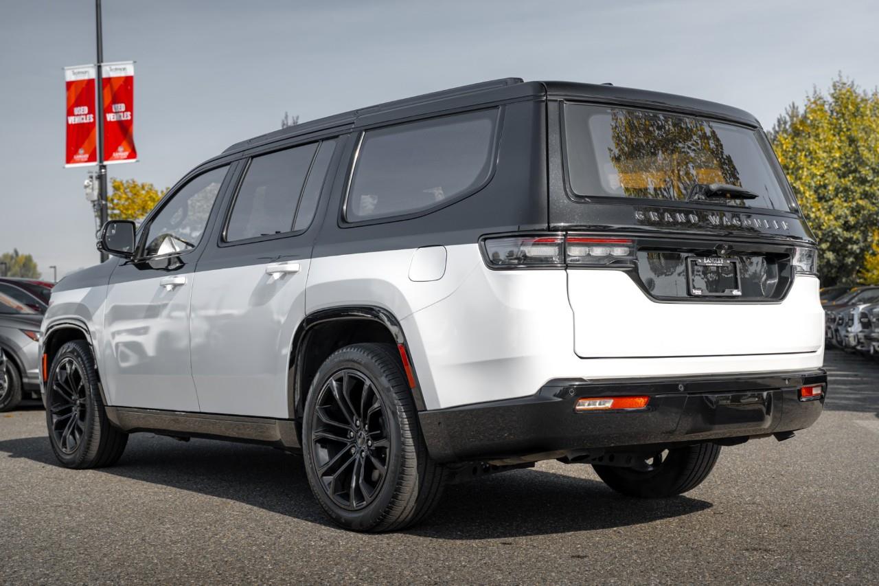 2023 Jeep Grand Wagoneer Series II T174464A