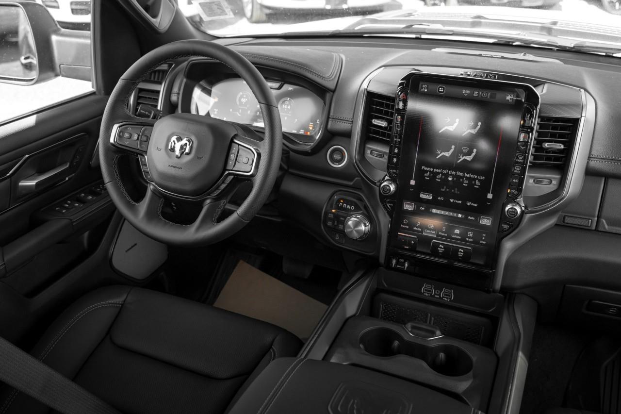 2027 RAM 1500 Sport V511164