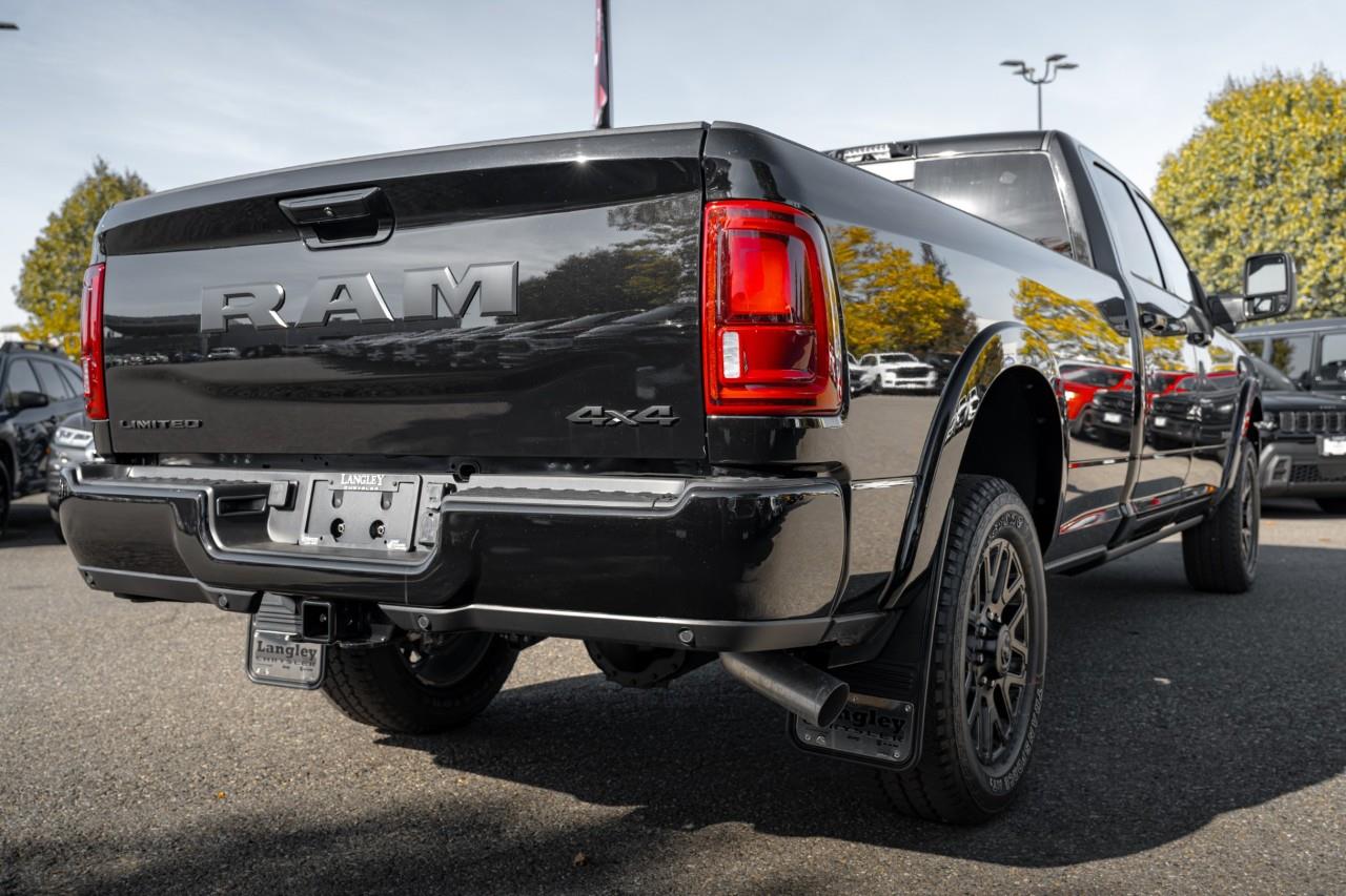 2027 RAM 3500 Limited V384804