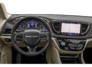 2025 Chrysler Pacifica Limited LC3124