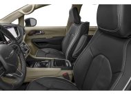 2025 Chrysler Pacifica Limited LC3124