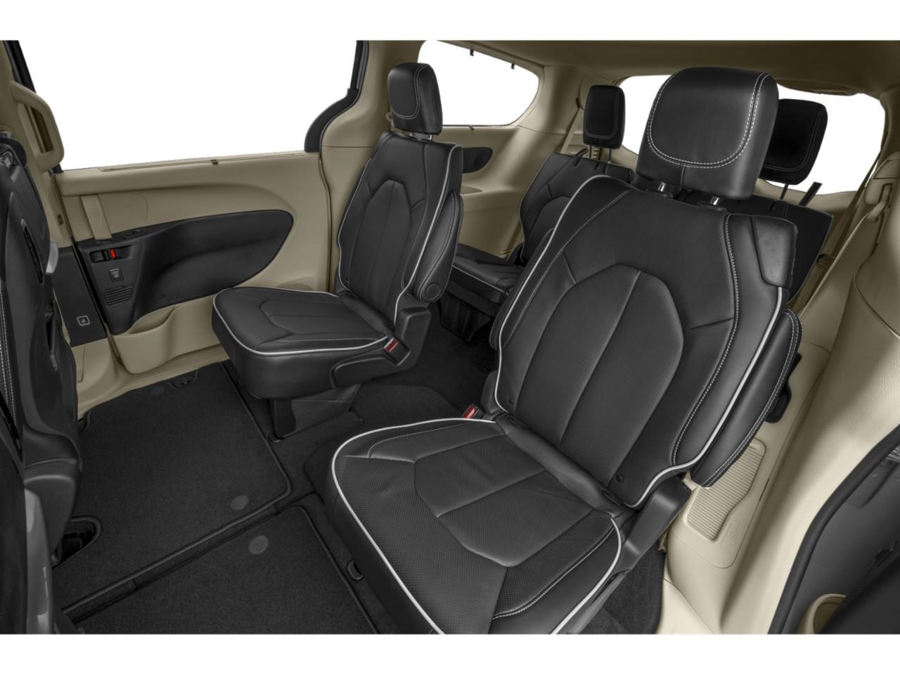 2025 Chrysler Pacifica Limited LC3124