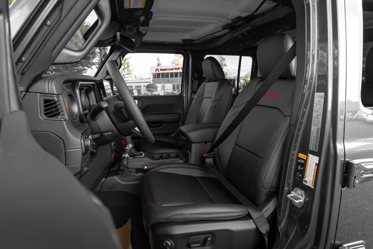 2027 Jeep Wrangler Rubicon V571667