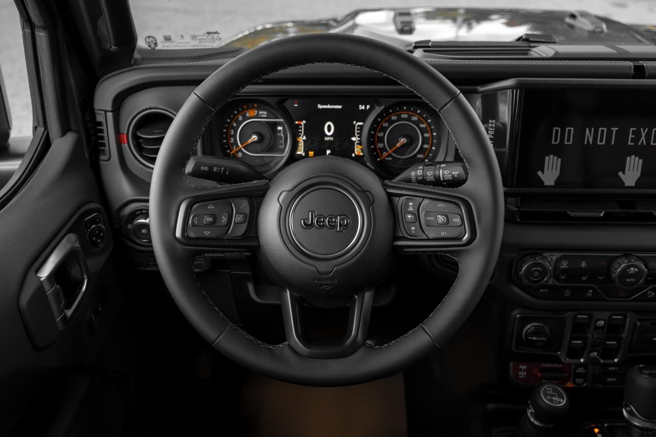 2027 Jeep Wrangler Rubicon V571667
