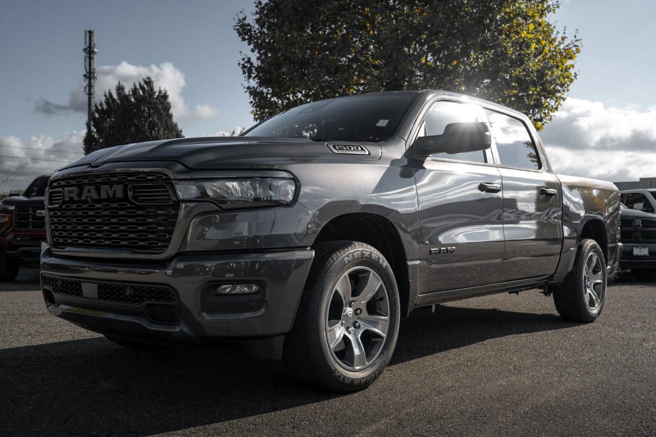 2027 RAM 1500 Tradesman V510243