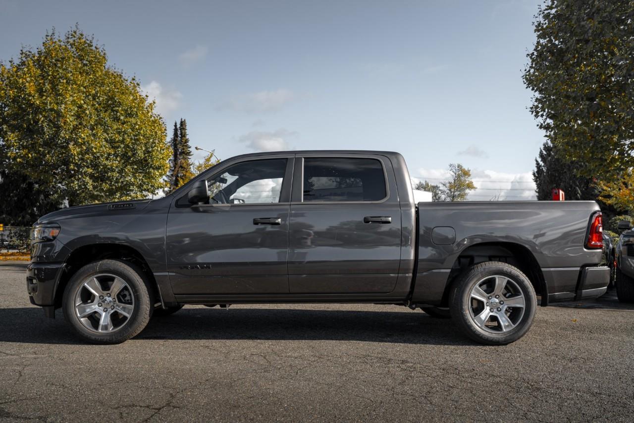 2027 RAM 1500 Tradesman V510243