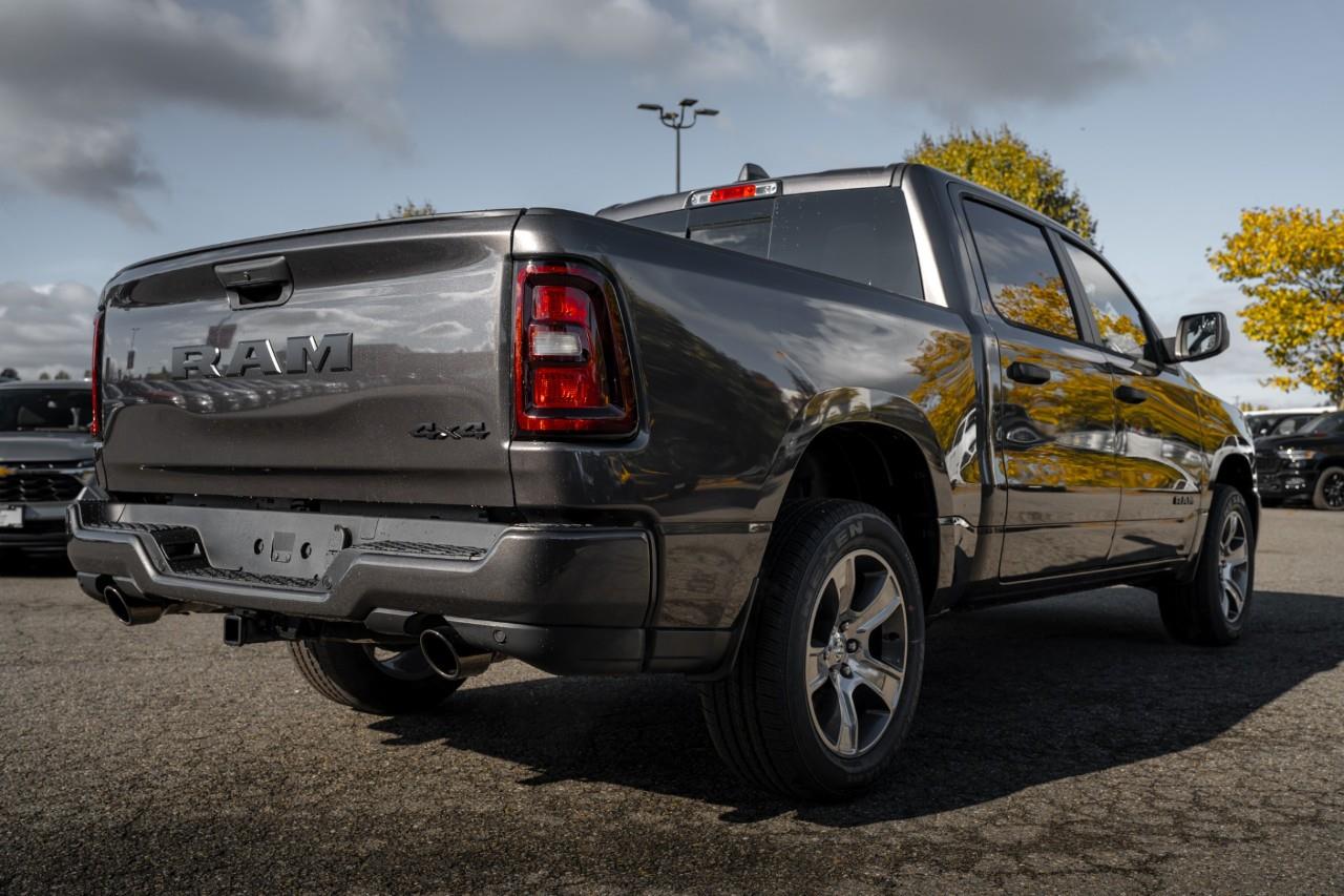 2027 RAM 1500 Tradesman V510243