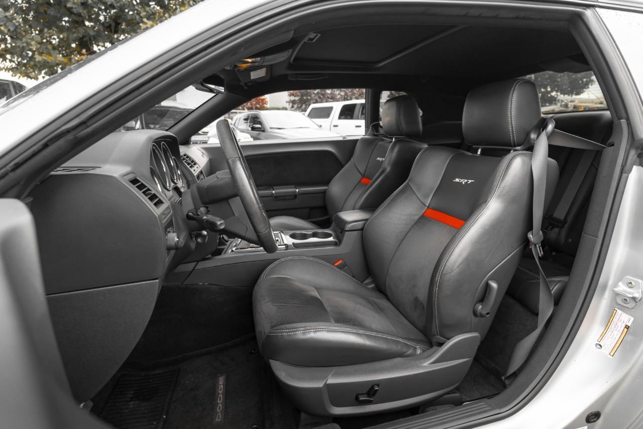 2009 Dodge Challenger SRT8 LC3073AA