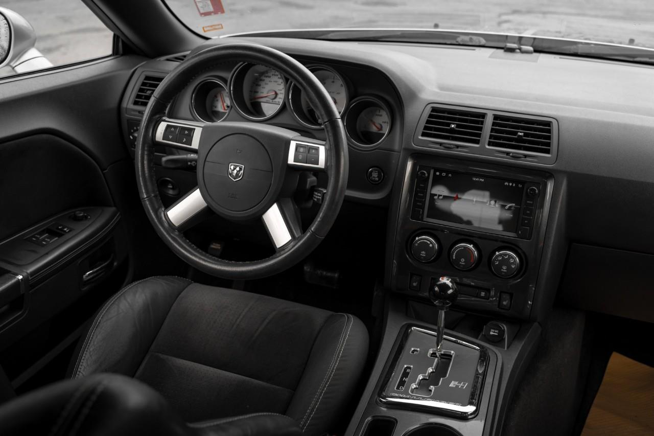 2009 Dodge Challenger SRT8 LC3073AA