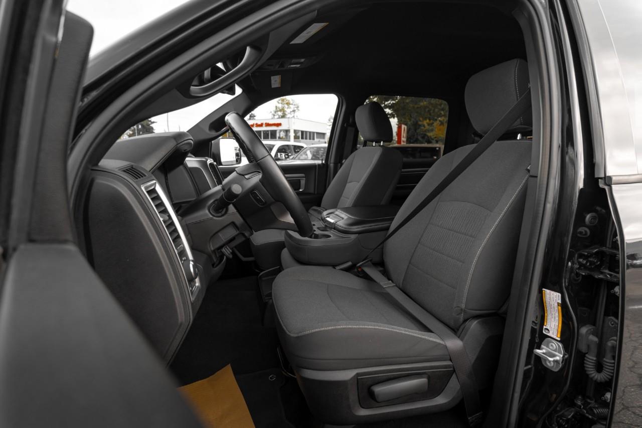 2022 RAM 1500 Classic SLT S523379A