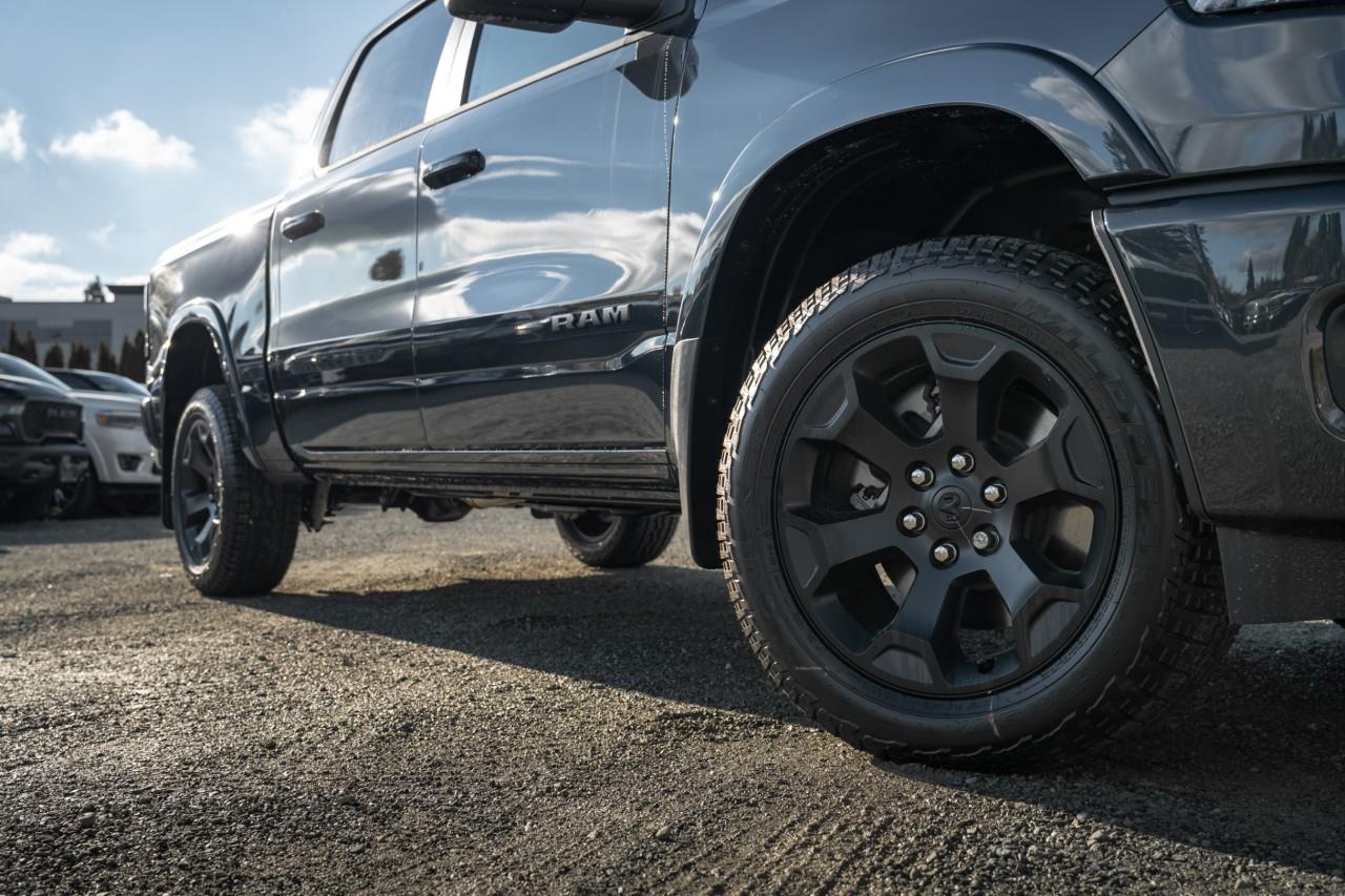 2027 RAM 1500 Big Horn V501837