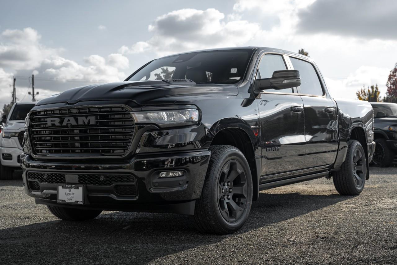 2027 RAM 1500 Sport V511163