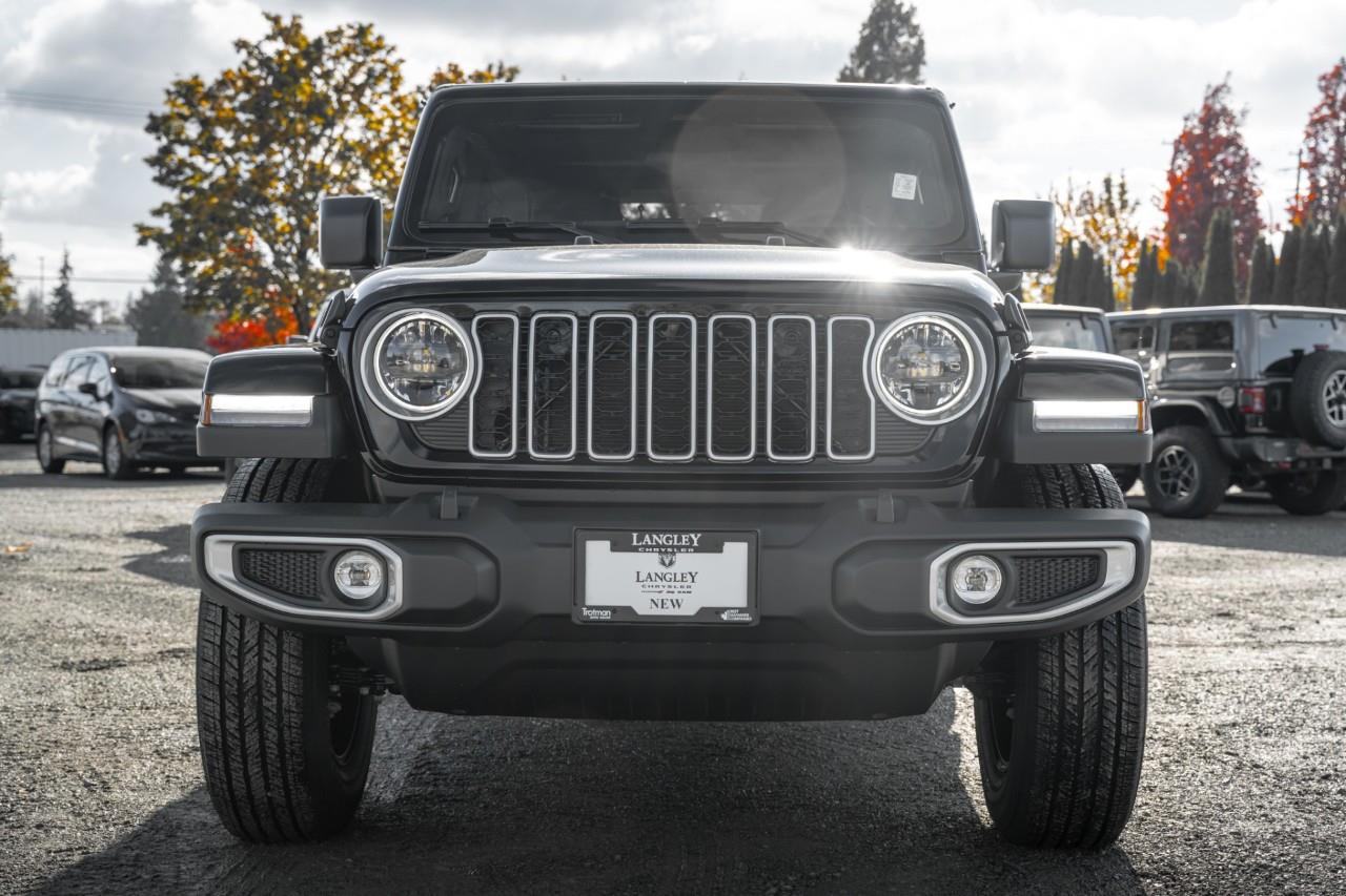 2027 Jeep Wrangler Sahara V571652