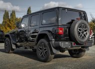 2027 Jeep Wrangler Sahara V571652