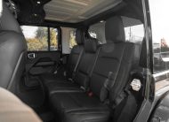 2027 Jeep Wrangler Sahara V571652